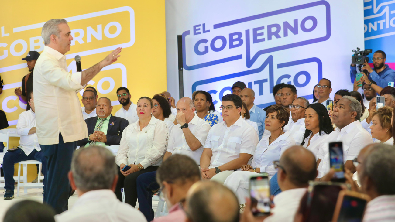El presidente Luis Abinader anunció este pasado domingo el inicio del programa “El Gobierno Contigo” en una visita a Santo Domingo Norte.