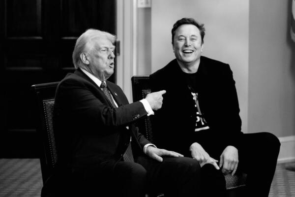 Fotografía tomada de la cuenta oficial en X de Dan Scavino, subdirector del gabinete de la administración de Donald Trump, con el presidente estadounidense y el magnate Elon Musk. EFE/ @Scavino47