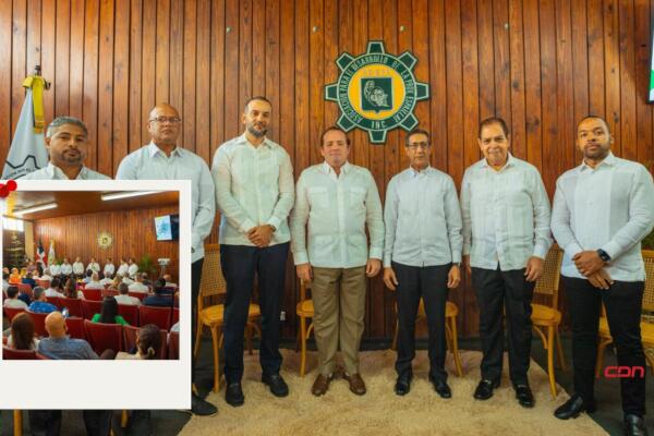 El presidente de ADEPE,  Amable Guzmán, resaltó la trayectoria de la organización. Foto: Fuente externa 