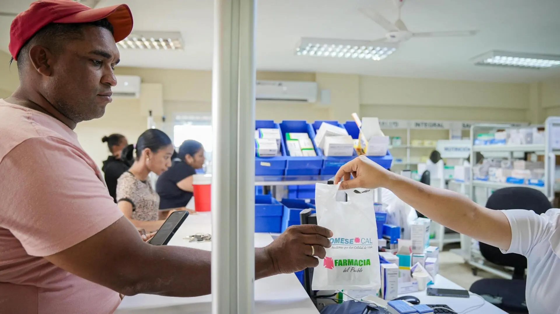 Farmacias del Pueblo están transformando acceso a salud mental