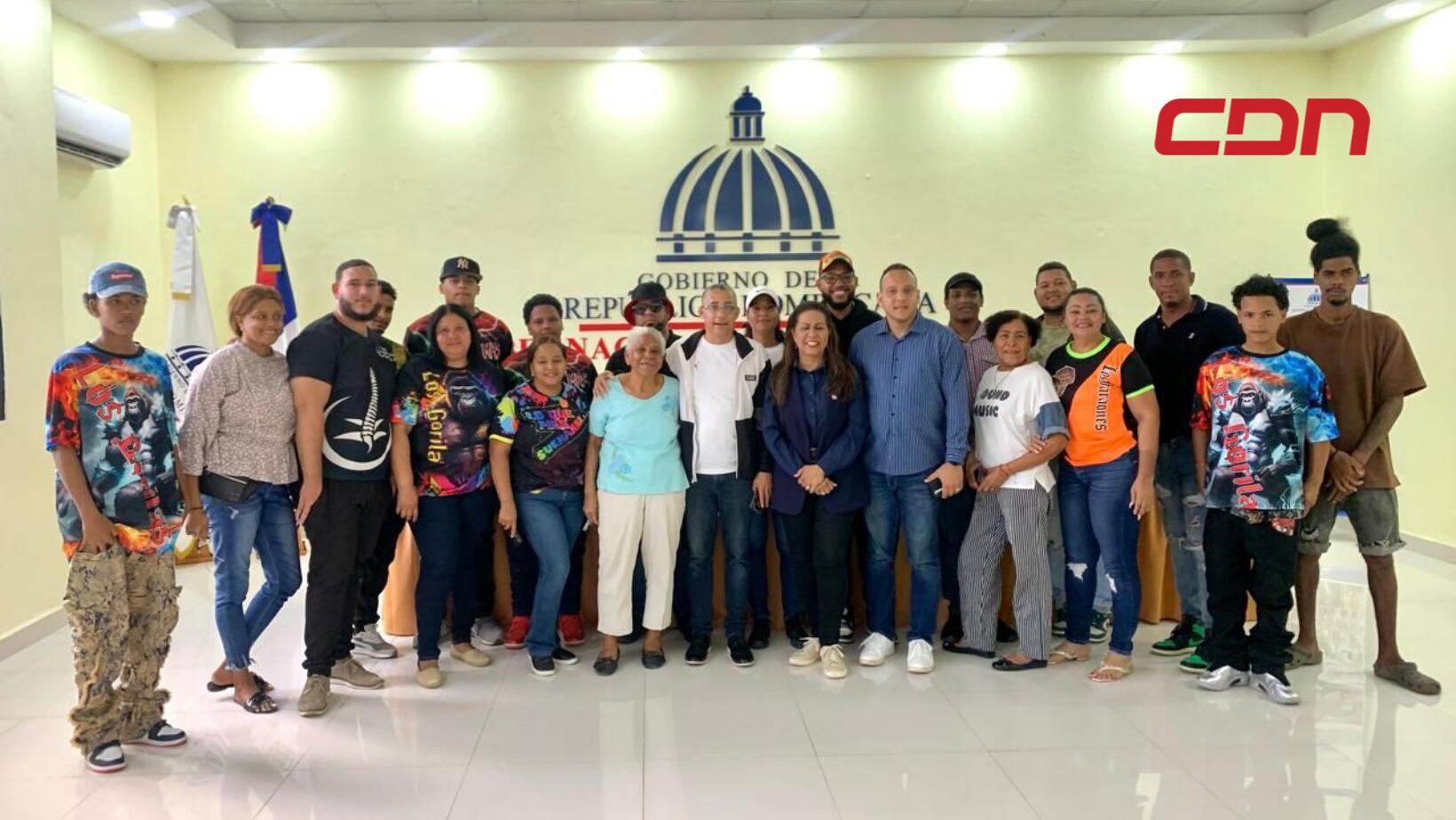 Gobernación de Sánchez Ramírez entrega RD$100,000.00 para desarrollo de carnaval en Cotuí