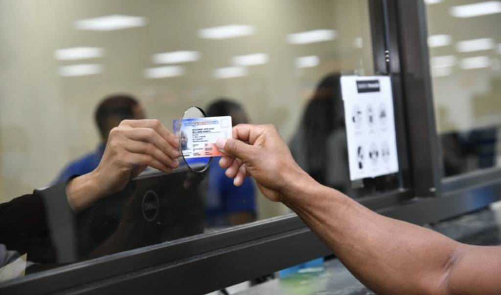 ¿Inmigrantes ya no tendrán licencia de conducir en Nueva York?