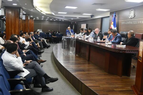 JCE inicia recepción de propuestas para nueva Cédula de Identidad y Electoral