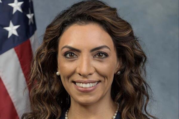 Natalia Molano, directora del Hub de las Américas del Departamento de Estado y vocera en Español, quien abordó el tema que sigue en tendencia sobre la visita del Secretario de Estado de los Estados Unidos a la República Dominicana.