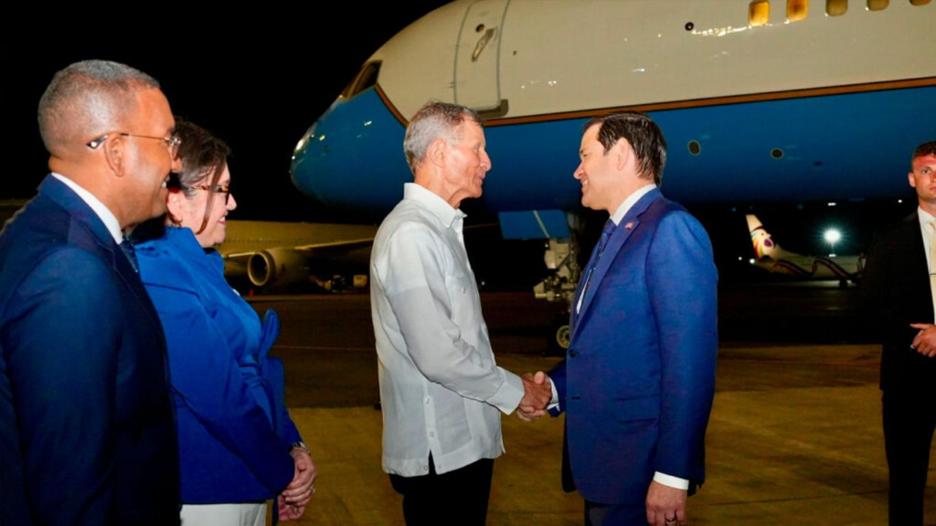 El gobierno de Donald Trump tiene planes de confiscar un segundo avión perteneciente al gobierno de Nicolás Maduro que se encuentra en RD.