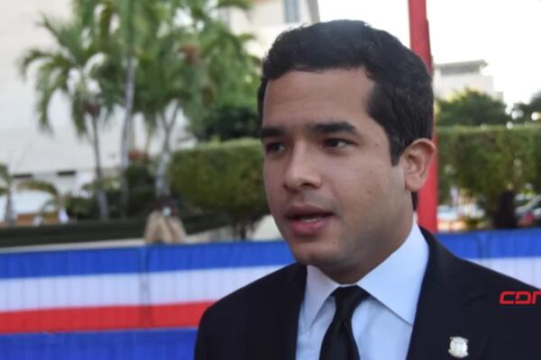 El senador por la provincia de Santo Domingo, Omar Fernández. (foto, fuente externa)