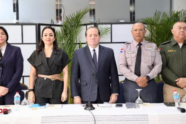 Ministro Paliza encabeza reunión de  Seguridad Ciudadana. (Foto, fuente externa)