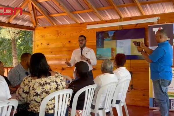 Feria turística en Pedernales ayudará a emprendedores y empresas locales. 