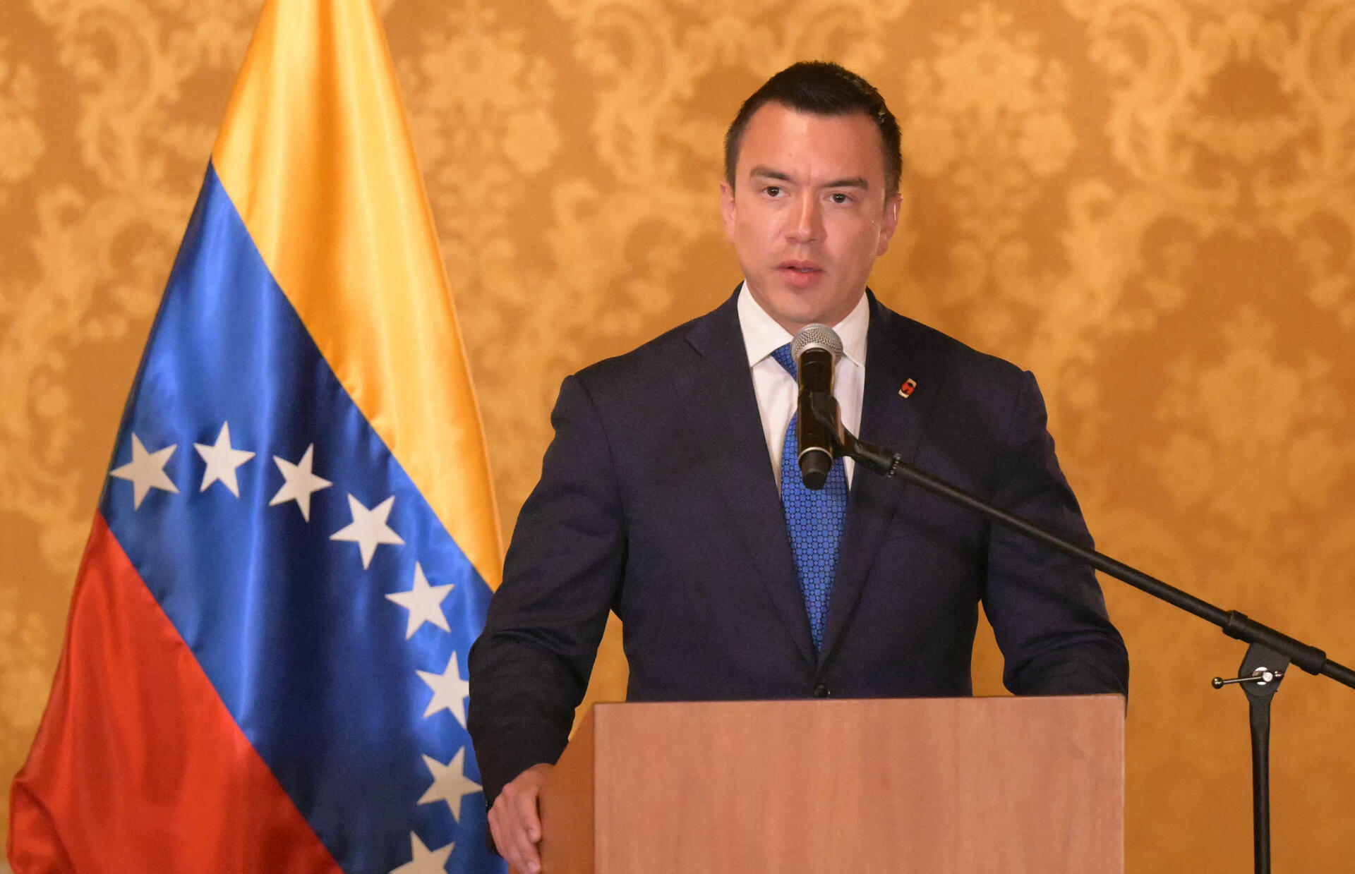 Daniel Noboa definió este miércoles que su vicepresidenta, Verónica Abad, como "una traidora que ya está destituida".