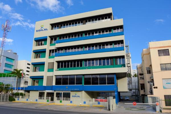 La Superintendencia de Salud y Riesgos Laborales (Sisalril) mediante análisis determinó que 55% se va en medicamentos.