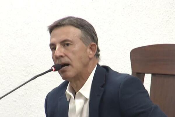 Testigo revela esquema de sobornos y adjudicación irregular de contratos a favor de Alexis Medina. Imagen externa