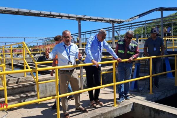 Ing. Andrés Cueto, realizó un recorrido por la planta de tratamiento de agua potable Noriega I. (foto, fuente externa)