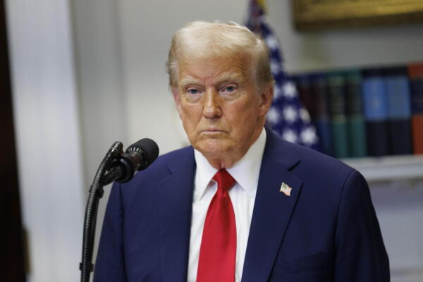 El presidente de EE.UU., Donald Trump, EFE/Aaron Schwartz 