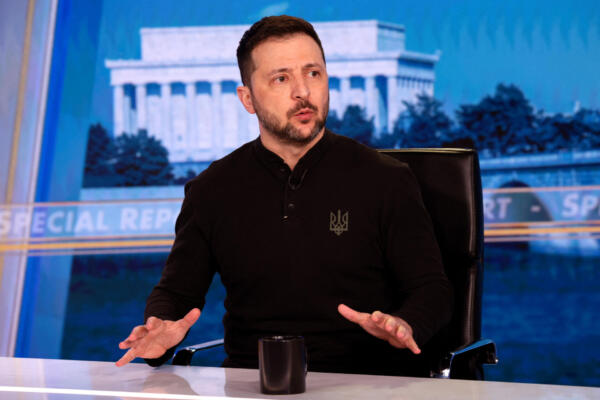 Volodímir Zelenski descartó este viernes en Kiev una misión de paz de la ONU pueda ofrecer a Ucrania como garantía de paz.