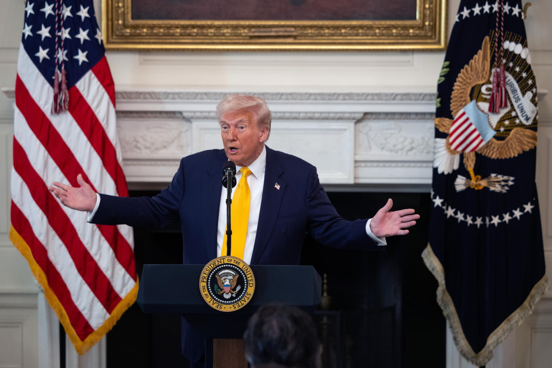 Trump "no forzará" su plan para controlar Gaza, aunque insiste en "sacar" a los palestinos