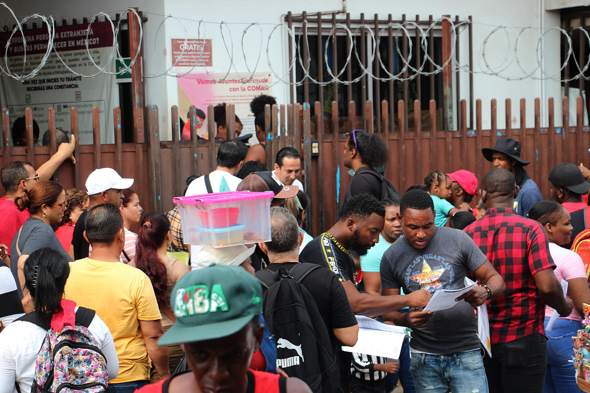 Descenso de migrantes en frontera sur de México