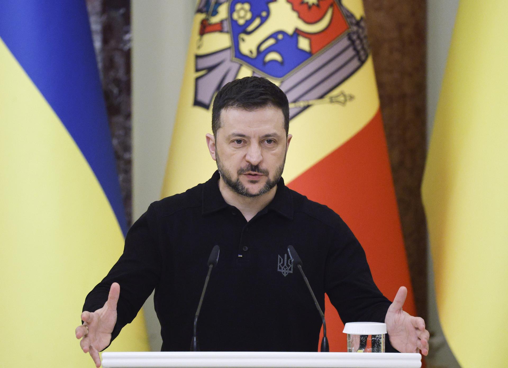 Zelenski insistió en su discurso a la nación de anoche en la importancia crucial de que su país reciba garantías de seguridad de Washington.