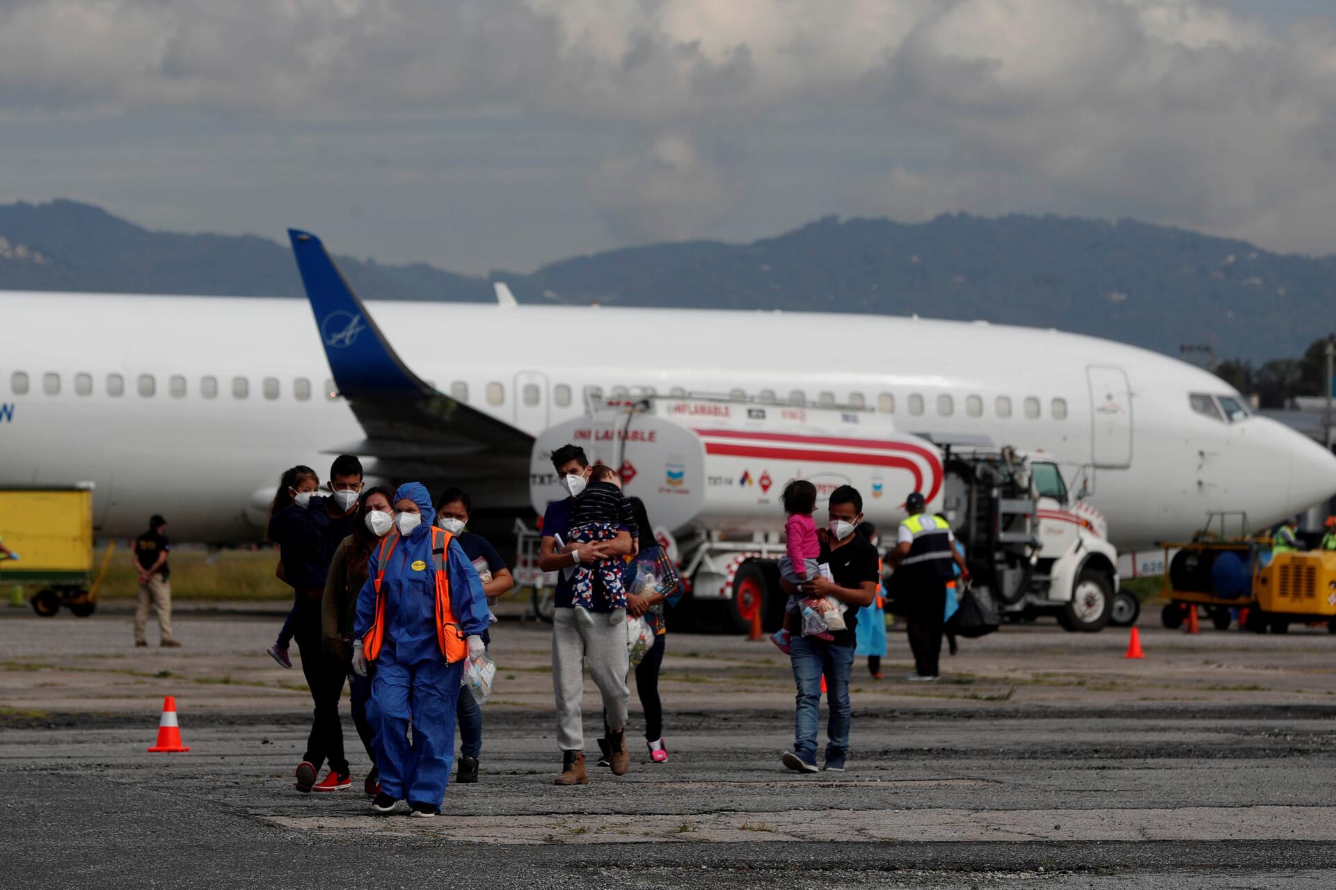 Maduro confirma que cerca de 190 venezolanos regresan a Venezuela tras ser deportados desde EEUU