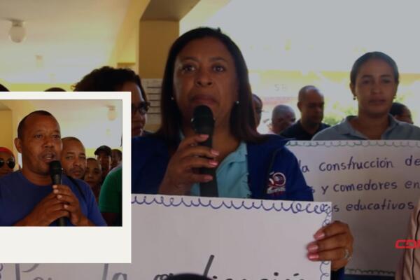 Los maestros se pronunciaron durante una concentración. Foto: Fuente externa 