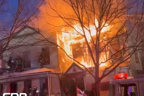 Incendio en el Bronx consume templo budista.