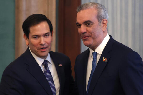 El presidente de República Dominicana, Luis Abinader, y el secretario de Estado de EE.UU., Marco Rubio.
EFE/Orlando Barría