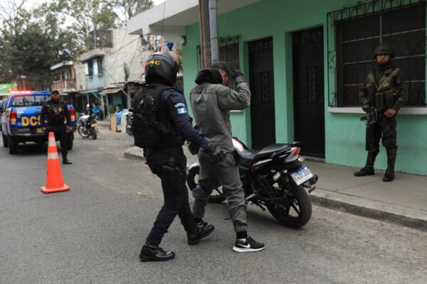 Fotografía durante operativos este 21 de febrero de 2025, en Ciudad de Guatemala. EFE/ Ministerio de Gobernación Interior
