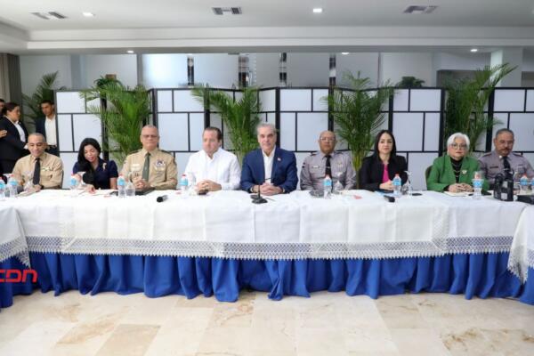  Luis Abinader encabezó, este lunes, la reunión de seguimiento al Plan de Seguridad Ciudadana. (foto, fuente externa)