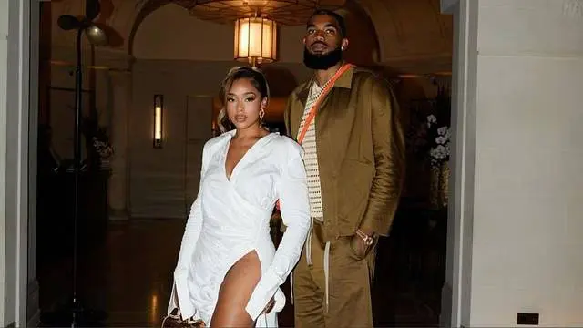 Ausencia de Karl Towns genera dudas sobre salud tras una publicación de su novia