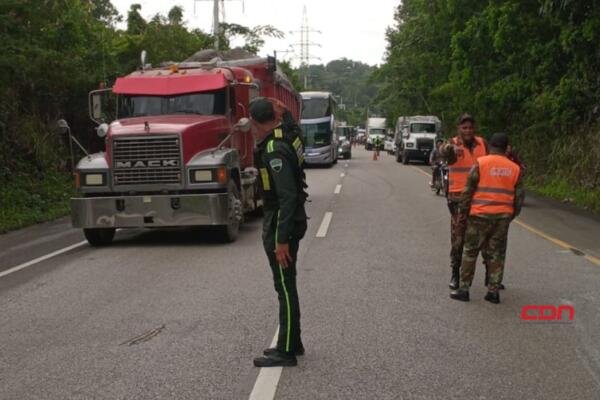 911 coordina asistencia en accidente de tránsito en Monseñor Nouel. (foto, fuente externa)