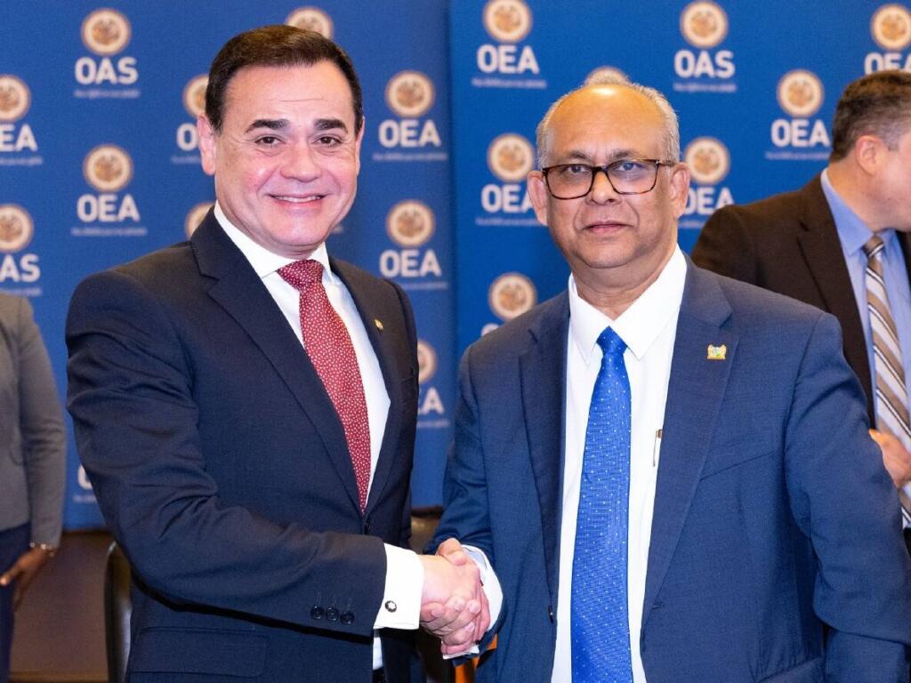 Albert Ramdin es elegido nuevo secretario general de la OEA