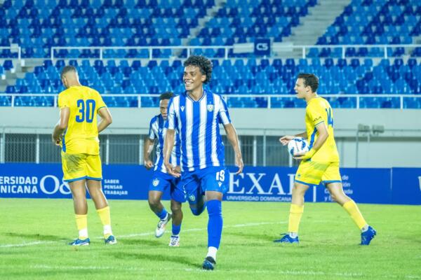 Anyelo Gómez anotó gol por O&M FC frente a Santa Fe FC en la Copa LDF 2025