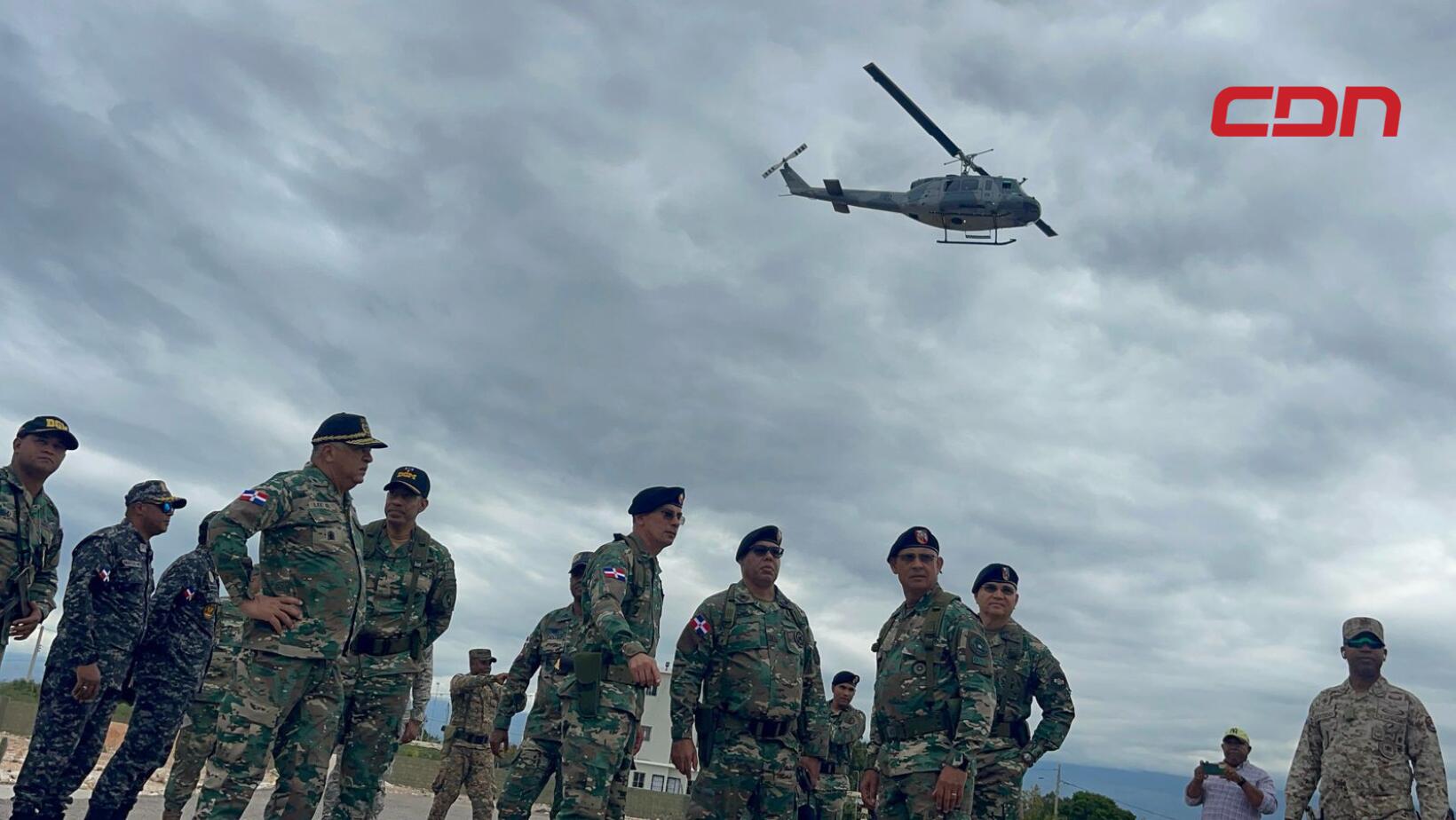 Autoridades militares y migratorias recorren frontera dominico-haitiana
