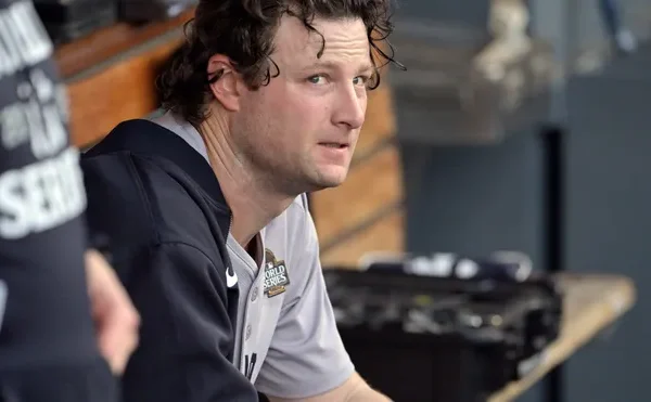 La lesión de Gerrit  Cole podría abrir un puesto para el novato Will Warren, quien limitó a los Tigers a dos carreras y dos hits en 3.2 episodios el lunes y lleva efectividad de 1.54 en 11.2 entradas esta primavera. 