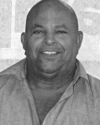 Ricardo “Gioriver” Arias fue una de las figuras emblemáticas del voleibol  ya que por sus manos pasaron los principales voleibolistas y dirigentes de diferentes generaciones de esa disciplina.