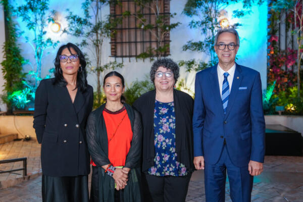 De izquierda a derecha, los señores Clarissa Carmona, Soraya Franco, Fátima Portorreal y José Mármol
Foto: Fuente externa