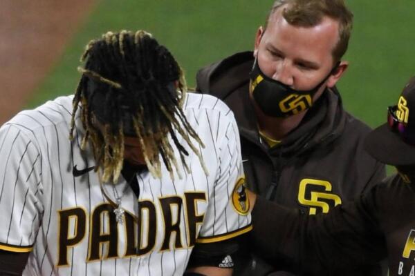 ¿Cómo quedó Tatis Jr. tras recibir pelotazo en la cabeza de 95mph?