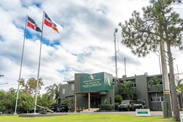 Fachada de la Comandancia General Ejército de República Dominicana.