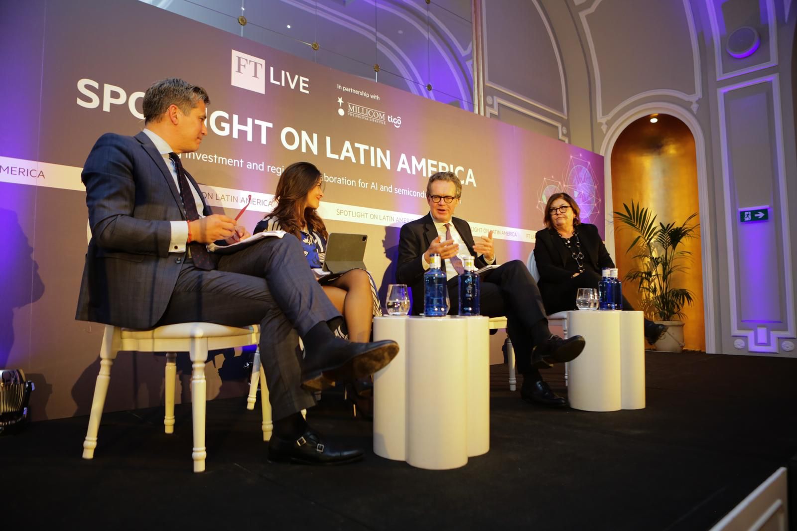 RD destaca su estrategia para liderar en semiconductores e IA en evento de The Financial Times