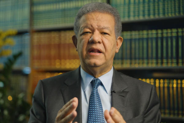 Leonel Fernández instó a las autoridades a garantizar el respeto a los derechos fundamentales