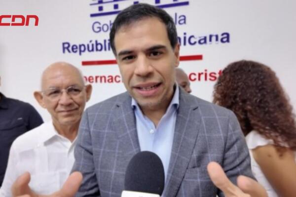 Roberto Ángel Salcedo, ministro de Cultura.