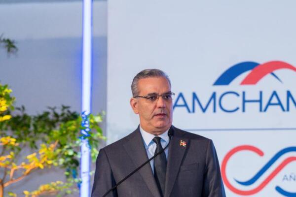 Presidente Abinader destaca crecimiento económico en RD