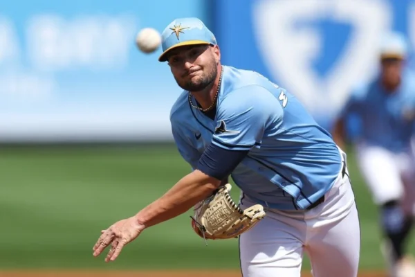 Se suponía que McClanahan iba a ser el abridor del Día Inaugural del viernes cuando los Rays reciban a los Rockies en su hogar adoptivo de George M. Steinbrenner Field. En cambio, McClanahan comenzará la campaña en la lista de lesionados.