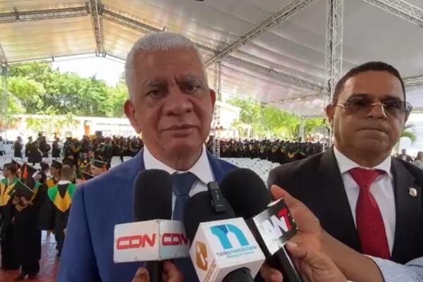 Diversas autoridades de la provincia Sánchez Ramírez clamaron por la construcción de un bajo techo para la Uteco.
