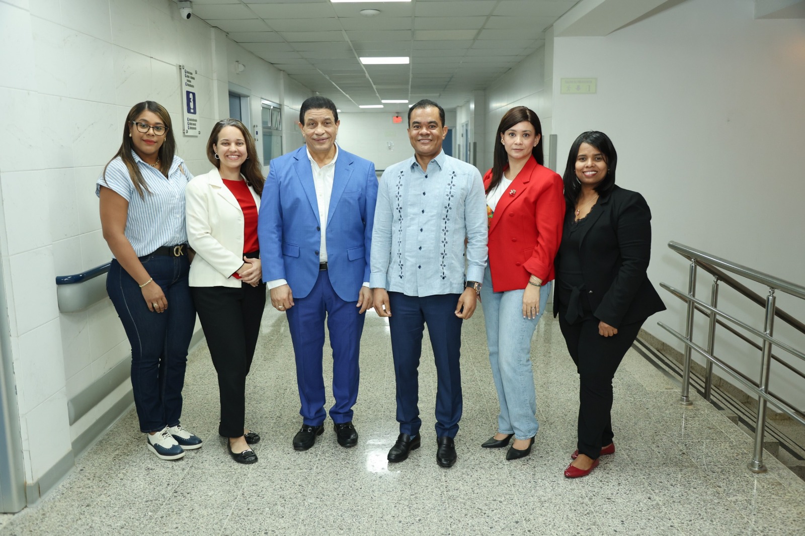 Director de la DIDA supervisa calidad de servicios en el centro médico UCE