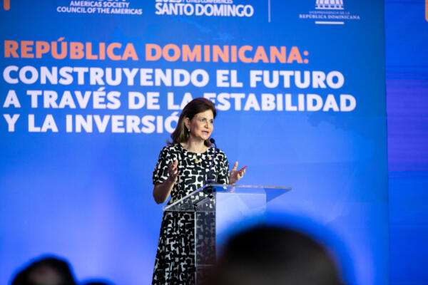 La vicepresidenta encabeza la apertura del Latin American Cities Conference, reafirmando a la República Dominicana como destino ideal para inversionistas globales. FOTO: fuente externa