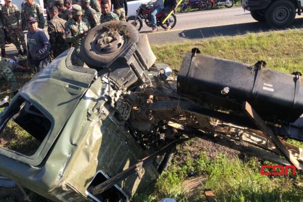 Choque múltiple en la Autopista Duarte deja dos militares fallecidos. (foto, fuente externa)