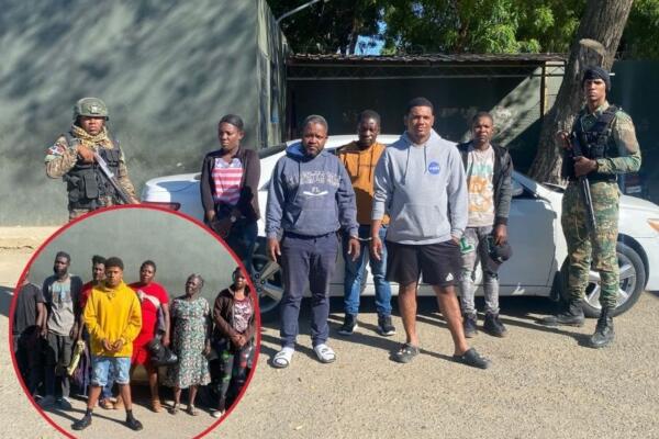 Detienen a cinco dominicanos por tráfico de migrantes en la frontera.