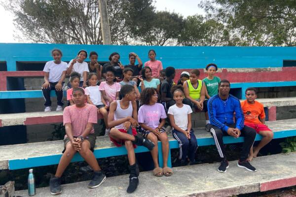 En Los Hatillos de Hato Mayor, piden intervención de las autoridades en clubes deportivos. 