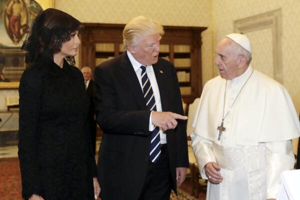El presidente de EE.UU., Donald Trump, transmitió este lunes su pésame por la muerte del papa Francisco en su red social Truth Social / foto: EFE
