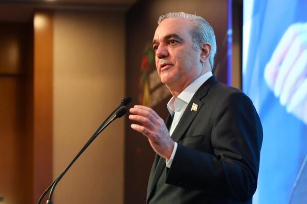 El presidente Abinader asistirá este domingo a una misa en memoria de las víctimas de la trágica situación ocurrida el pasado 8 de abril.